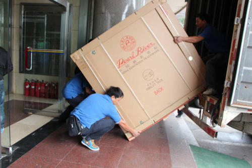 头屯河钢琴贵重工艺品无忧运