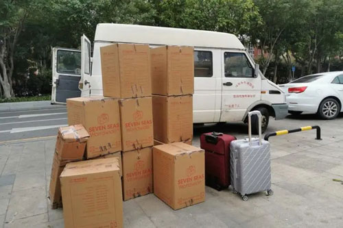 头屯河行李托运公司